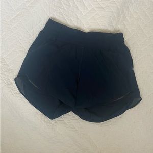 Lululemon Hotty Hot High-Rise Lined Short 4”